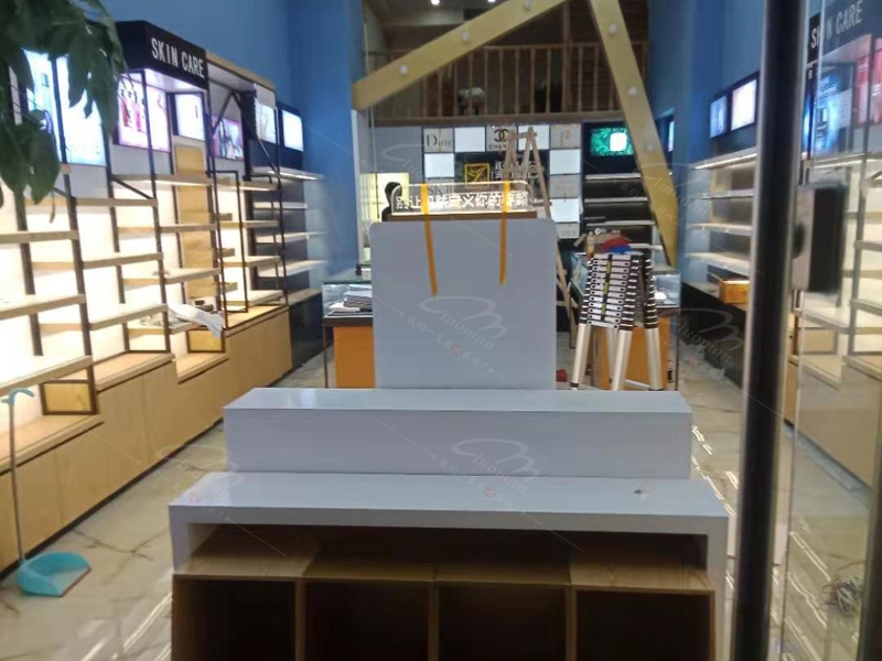 南京江寧萬達(dá)美妝店